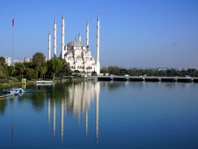 ADANA’YA GİDEK Mİ?  BİR İZMİRLİNİN GÖZÜNDEN ADANA.